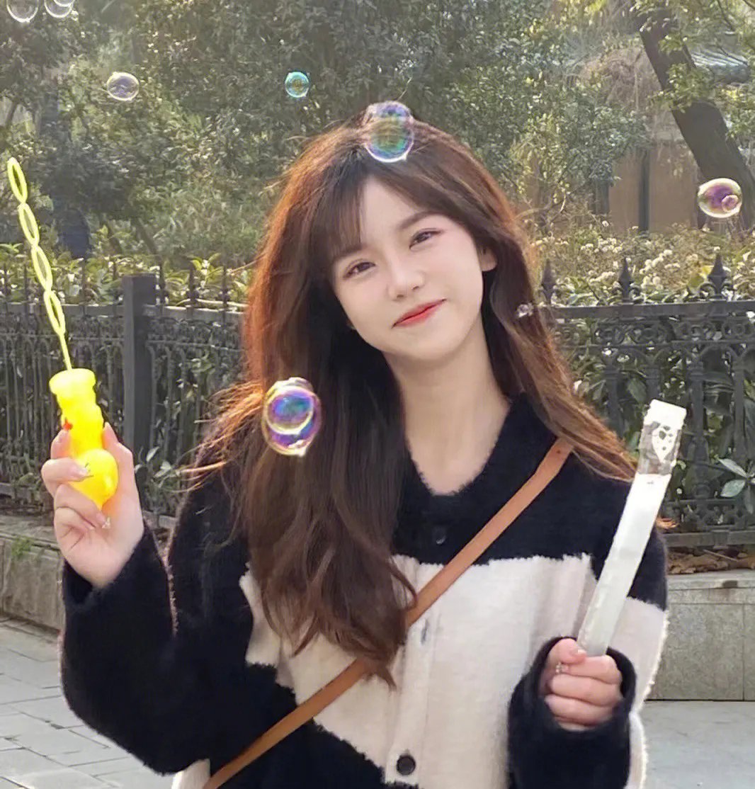 重生九零后被高冷队长霸道宠